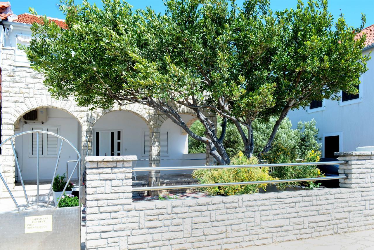 Apartment Danijela Primošten Dış mekan fotoğraf