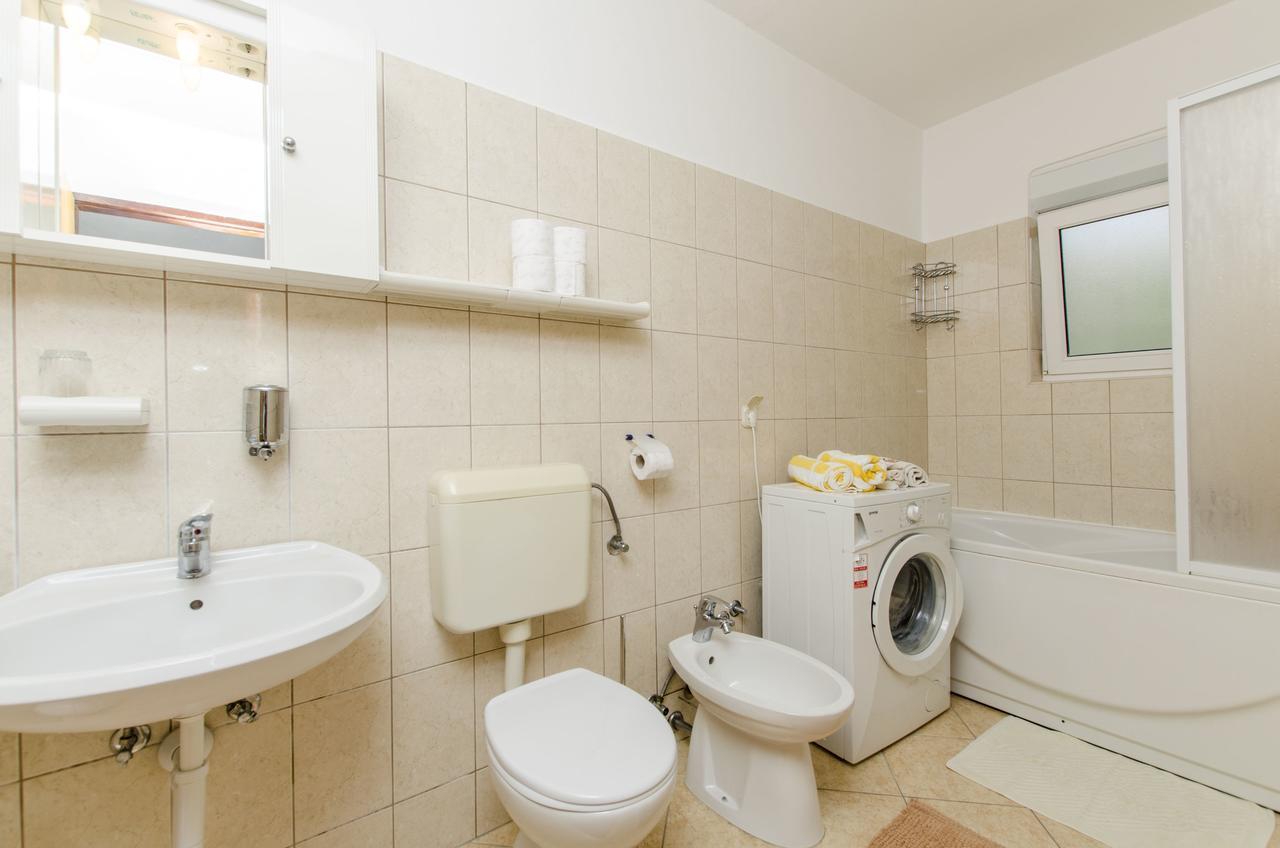 Apartment Danijela Primošten Dış mekan fotoğraf